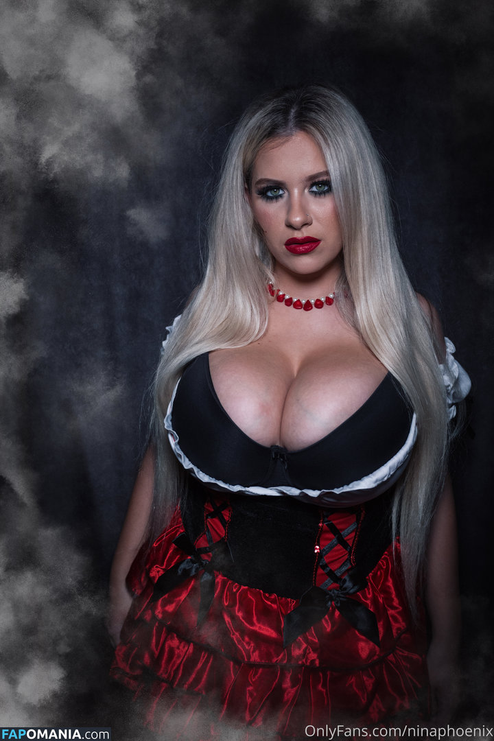 Nina Phoenix / Tamara Dido / https: / ninaphoenix / ninaphoenix_ Nu OnlyFans  Photo fuitée #62