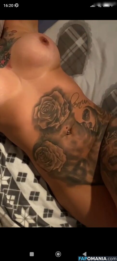 Nine Dienchen / nine_dinchen_official / ninedinchen Nu OnlyFans  Photo fuitée #81