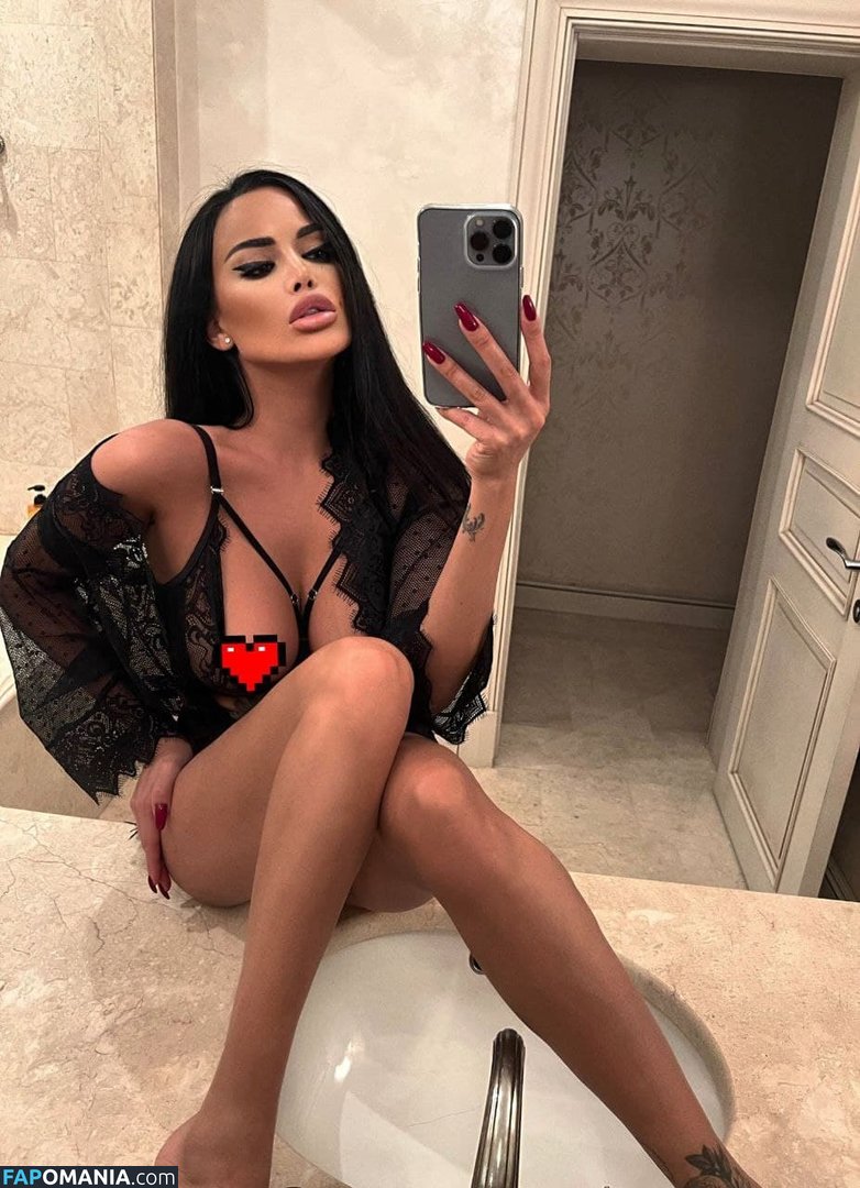 Nita Kuzmina / nita_kuzmina / nitakuzmina Nu OnlyFans  Photo fuitée #9