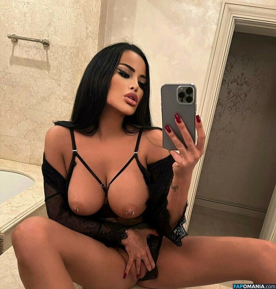 Nita Kuzmina / nita_kuzmina / nitakuzmina Nu OnlyFans  Photo fuitée #33