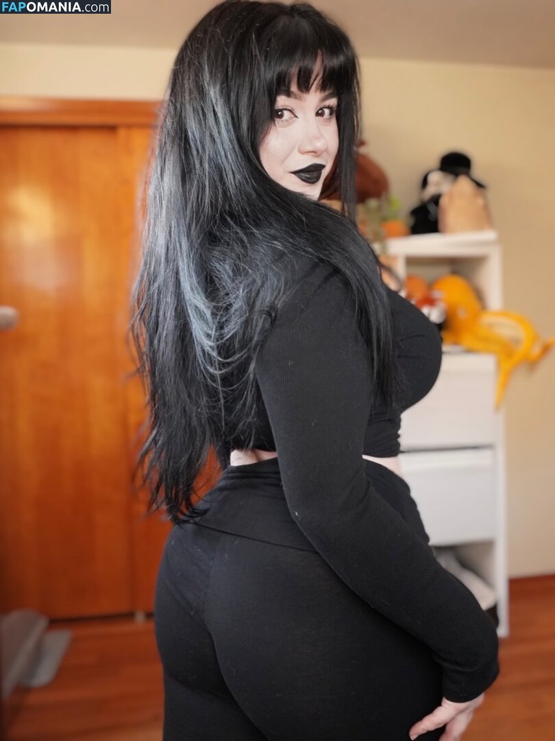 noodle goddess / noodlexgoddess Nu OnlyFans  Photo fuitée #7