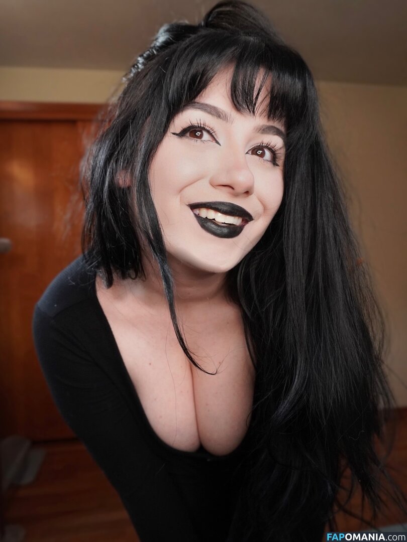 noodle goddess / noodlexgoddess Nu OnlyFans  Photo fuitée #10