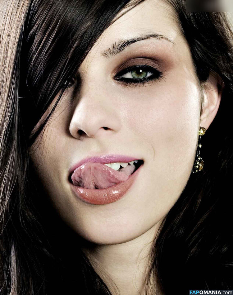 Nora Tschirner / normatschernau Nu OnlyFans  Photo fuitée #2