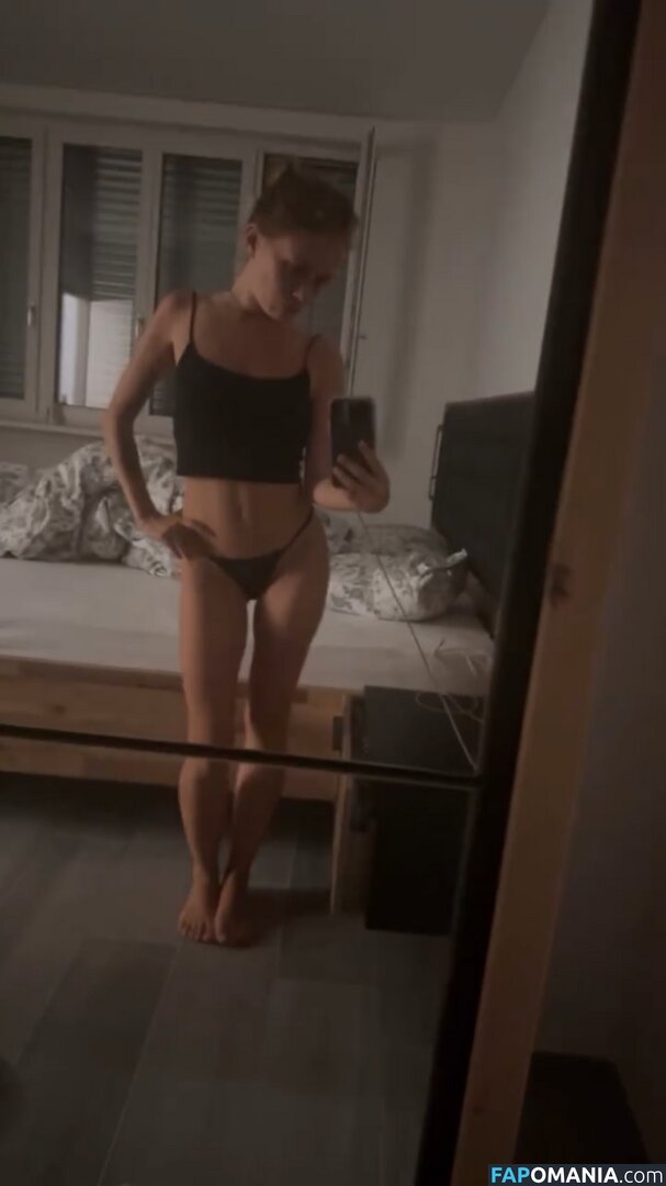 Noramodificataxxx Nu OnlyFans  Photo fuitée #7