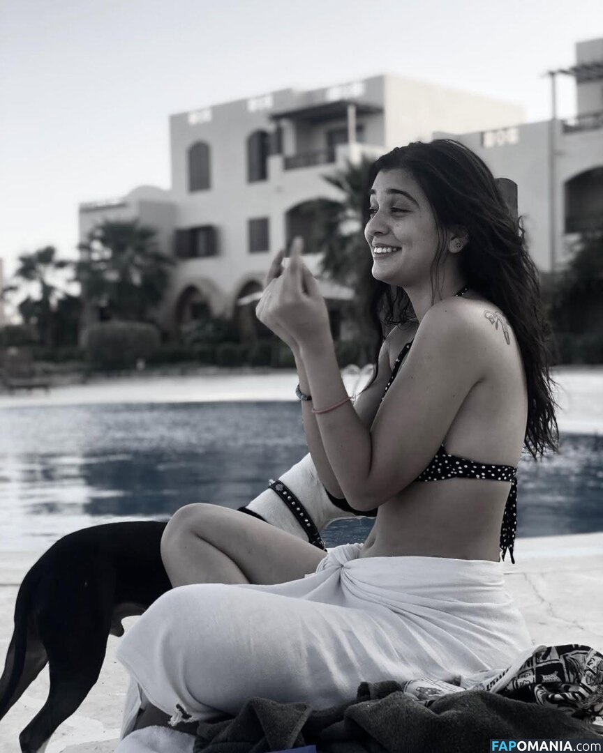 Nourine Abouseada / https: / nourineabouseada Nu OnlyFans  Photo fuitée #3