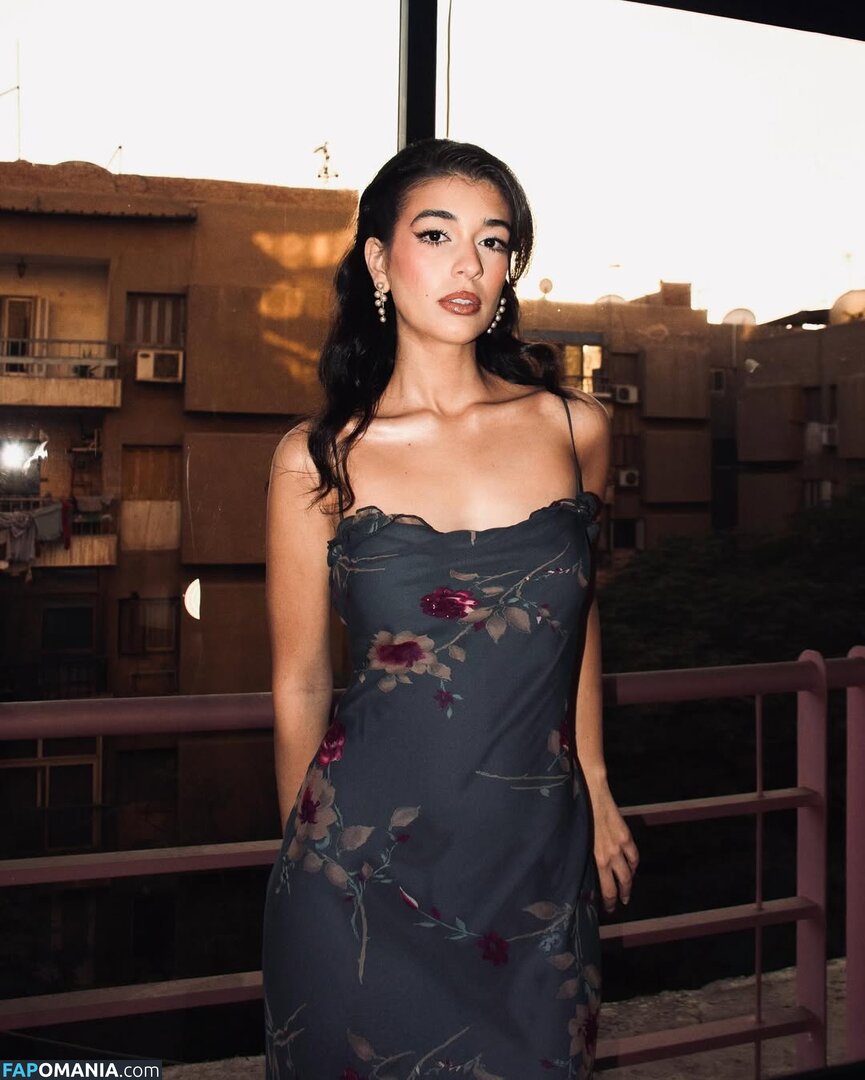 Nourine Abouseada / https: / nourineabouseada Nu OnlyFans  Photo fuitée #7