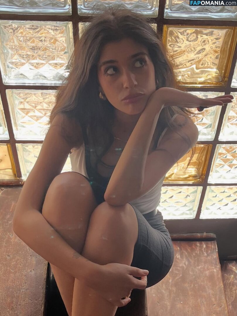 Nourine Abouseada / https: / nourineabouseada Nu OnlyFans  Photo fuitée #17