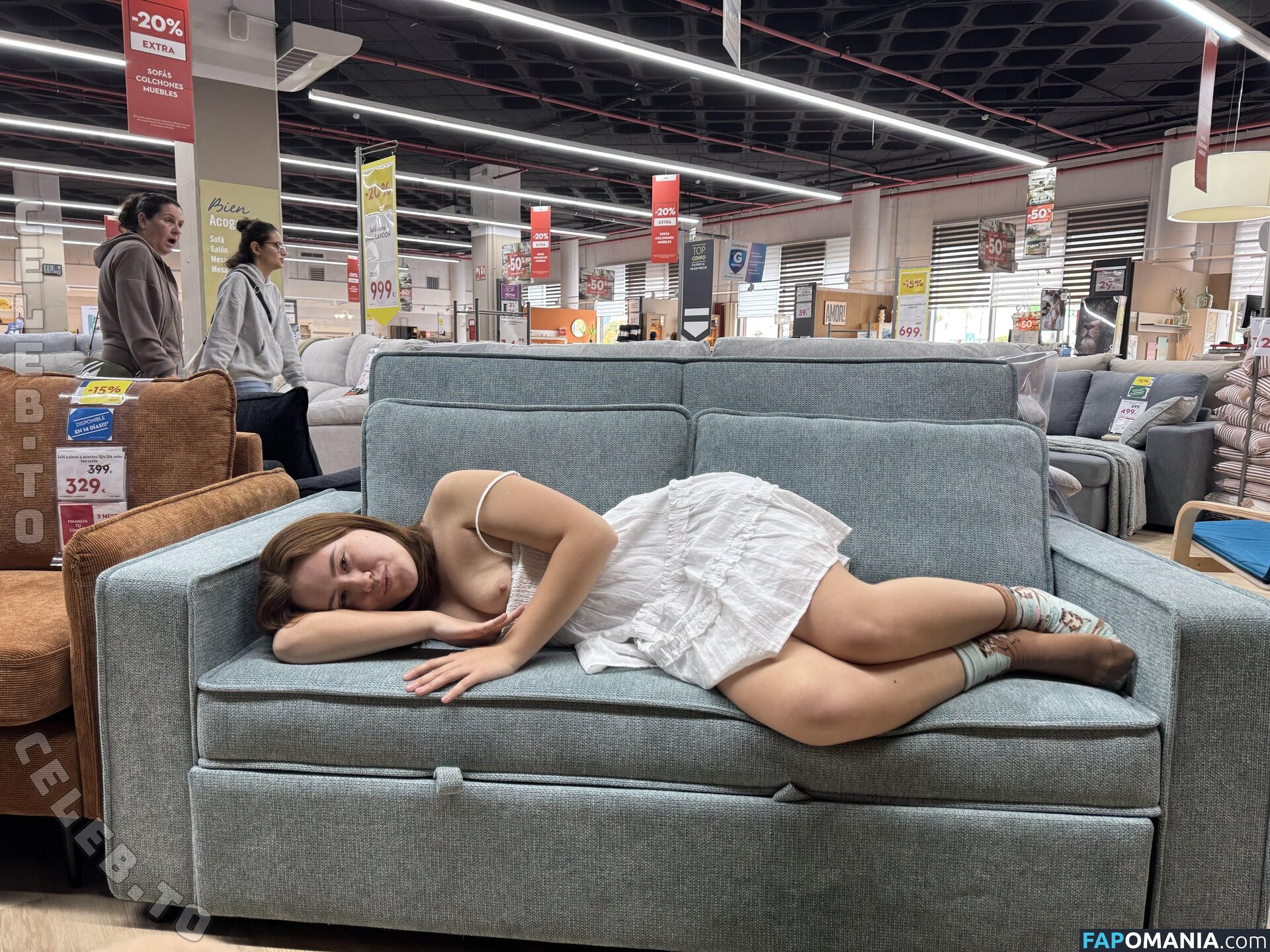 Nude In Public Nu OnlyFans  Photo fuitée #47