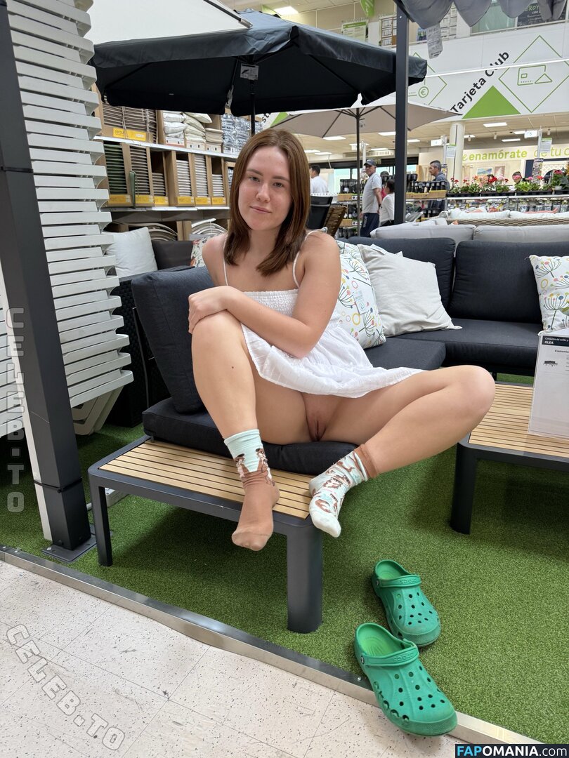 Nude In Public Nu OnlyFans  Photo fuitée #54