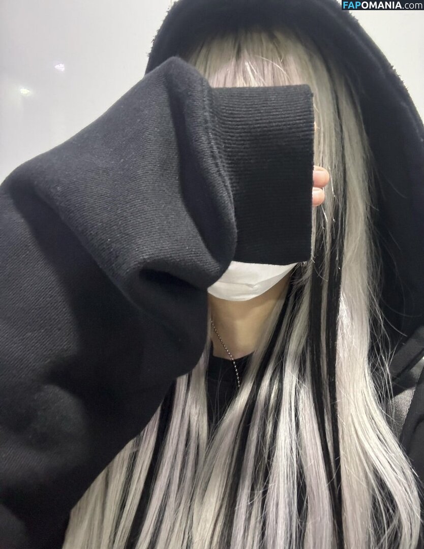 Nyo_nyenya / cjw010615 / cjw010615... / https: / moemoedevil_rain / moemoedevil_rain... / nyonye_nya Nu OnlyFans  Photo fuitée #32