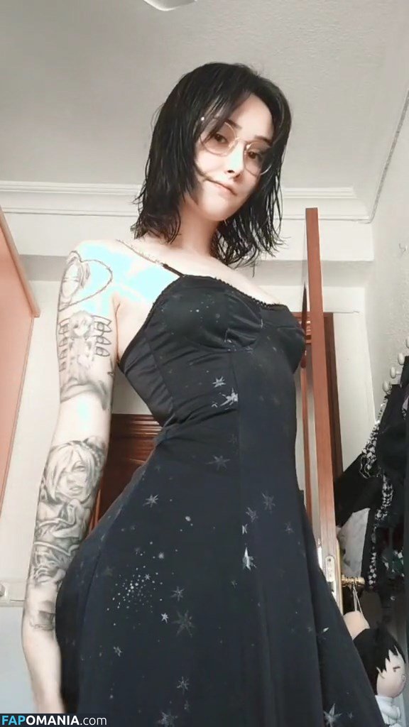 Nyukix / nyu.cos / nyukix7 / nyukix_ / omgcosplay Nu OnlyFans  Photo fuitée #100