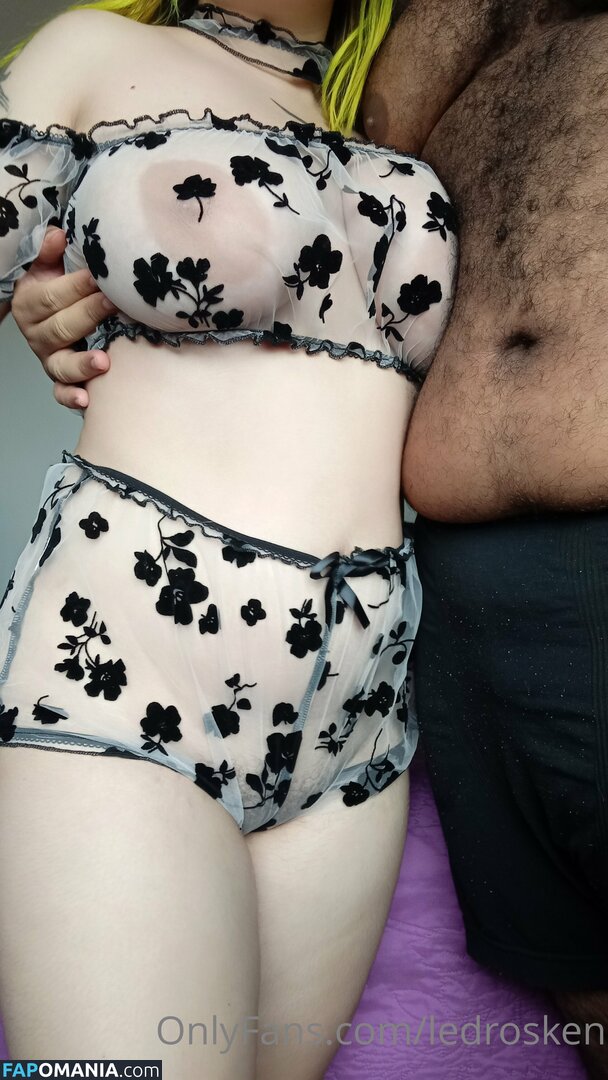 nyx525 / nyxie_ledros Nu OnlyFans  Photo fuitée #4