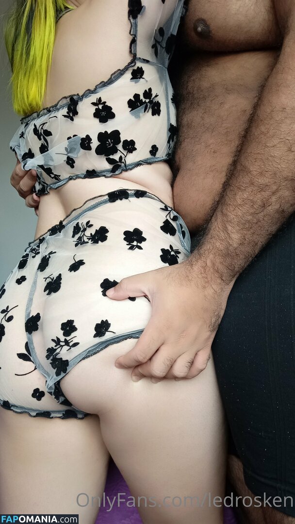 nyx525 / nyxie_ledros Nu OnlyFans  Photo fuitée #6