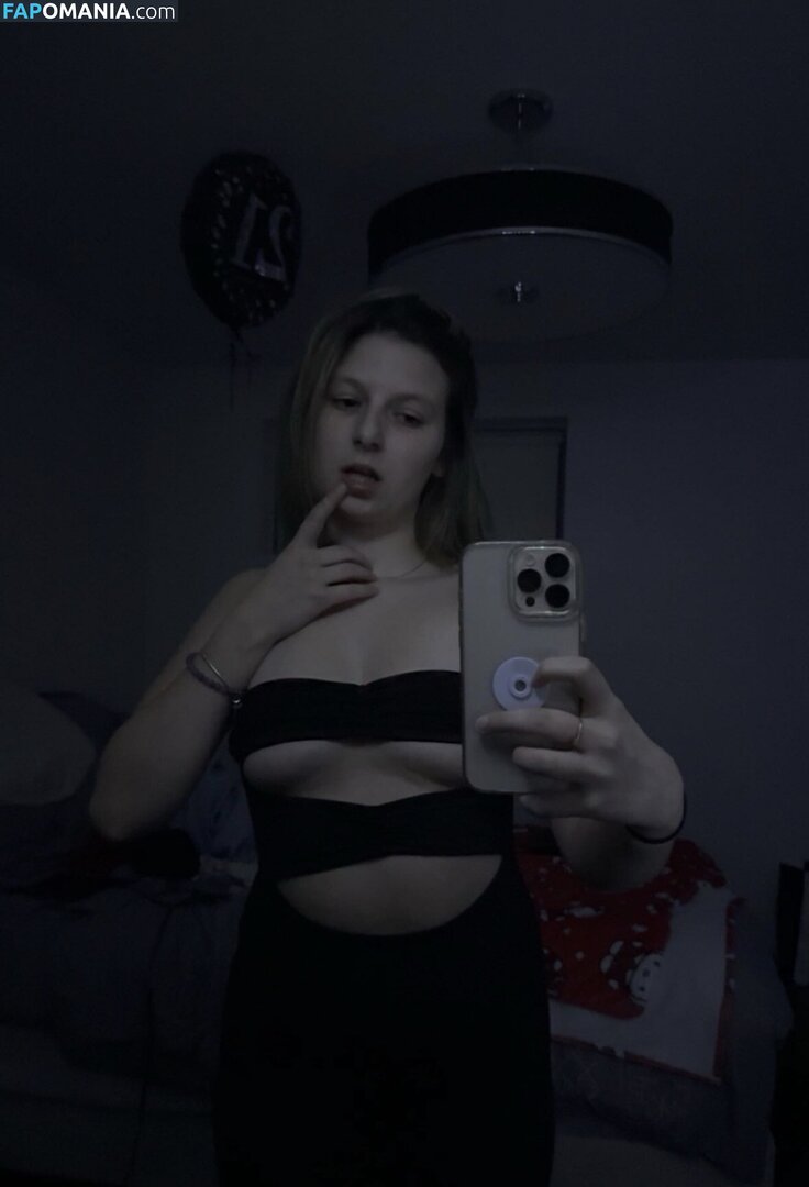 Oceanne Bergeron / https: / oceane_bergeron / oceannexoxo / ocebergeron / ocebergeron... Nu OnlyFans  Photo fuitée #14