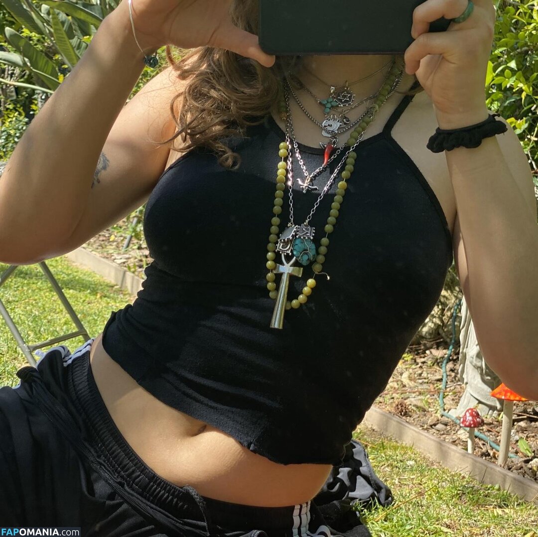 https: / odessaazion Nu OnlyFans  Photo fuitée #3