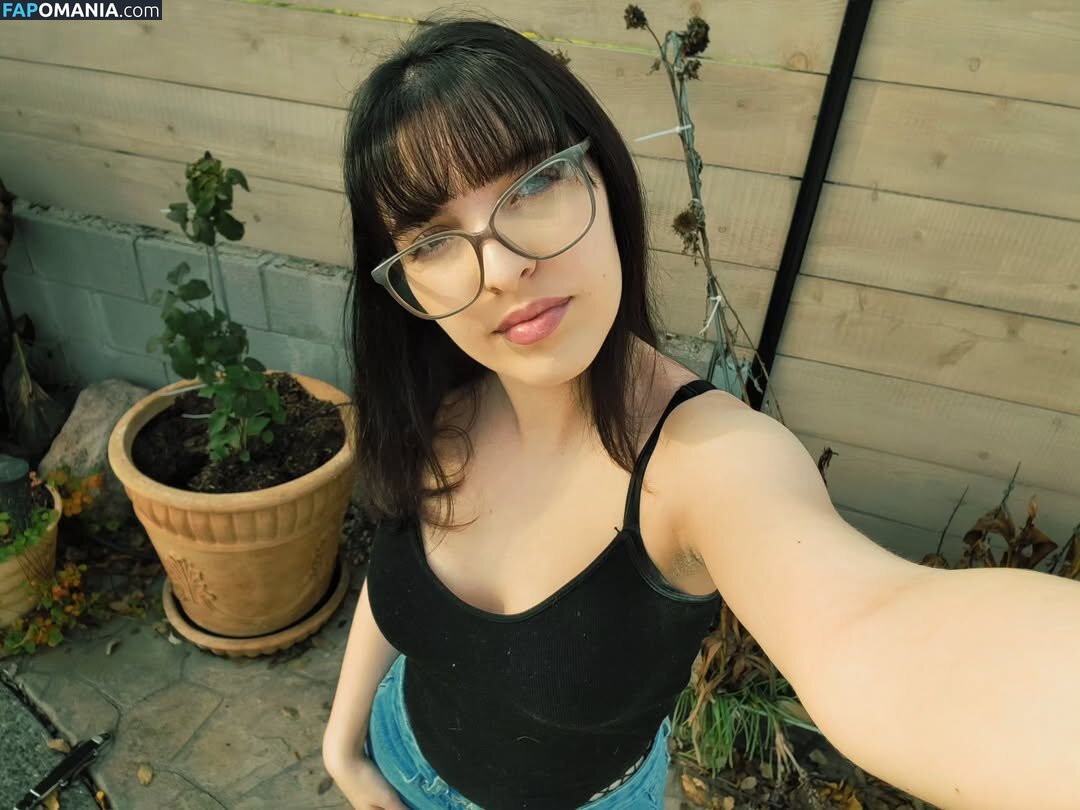 Minty / OkayMintyDust1 / Okaymintydust / https: Nu OnlyFans  Photo fuitée #16
