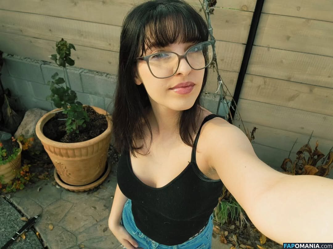 Minty / OkayMintyDust1 / Okaymintydust / https: Nu OnlyFans  Photo fuitée #18