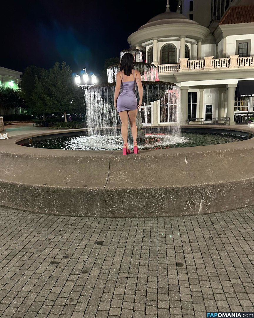 okokchanel Nu OnlyFans  Photo fuitée #9