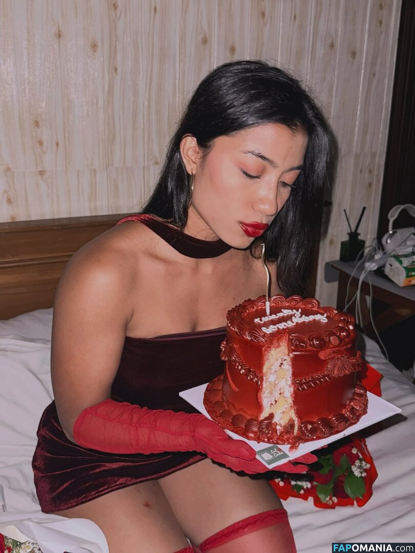 Ceboloky / Oky Olivia / Okyyoliviaa / mastermarcelo5 / okyyloiviaa Nu OnlyFans  Photo fuitée #15