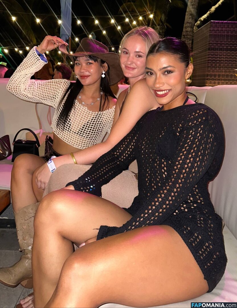 Ceboloky / Oky Olivia / Okyyoliviaa / mastermarcelo5 / okyyloiviaa Nu OnlyFans  Photo fuitée #30
