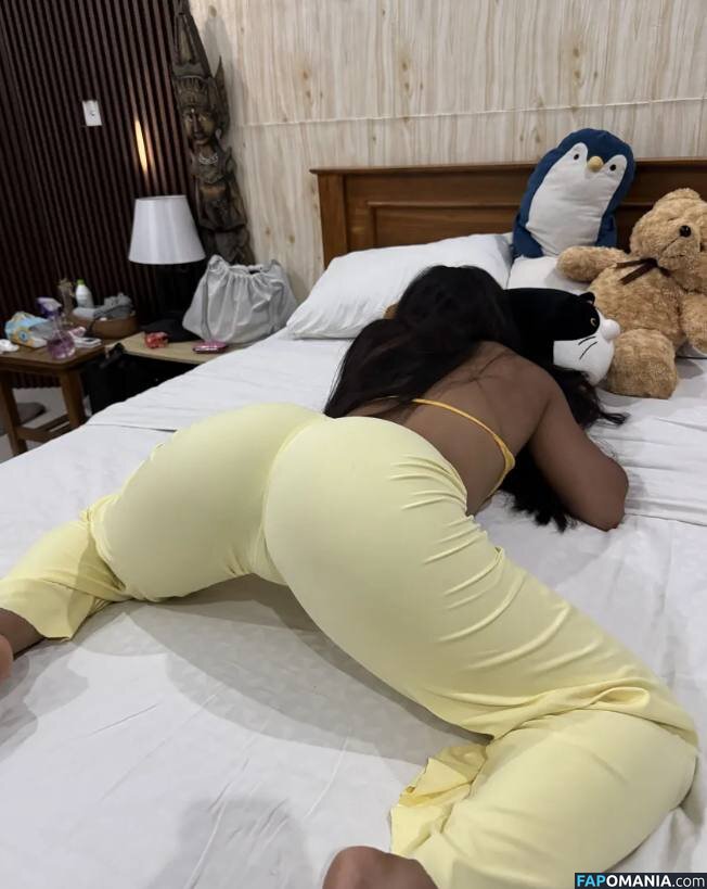 Ceboloky / Oky Olivia / Okyyoliviaa / mastermarcelo5 / okyyloiviaa Nu OnlyFans  Photo fuitée #32