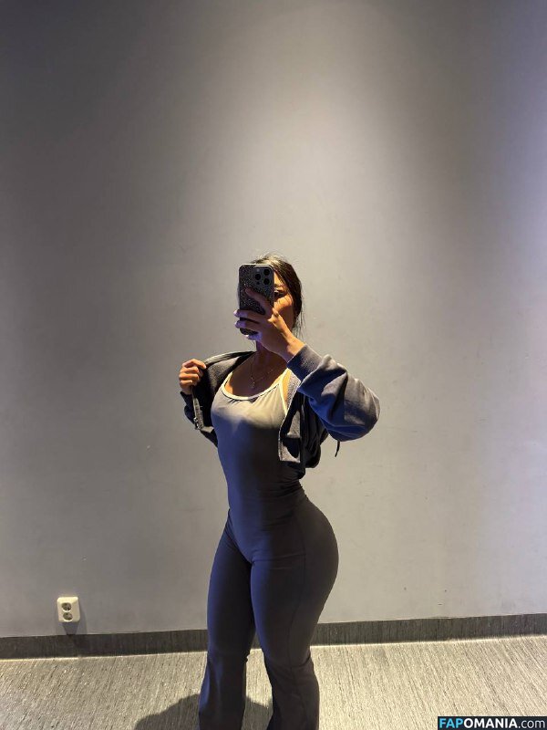 Ceboloky / Oky Olivia / Okyyoliviaa / mastermarcelo5 / okyyloiviaa Nu OnlyFans  Photo fuitée #44