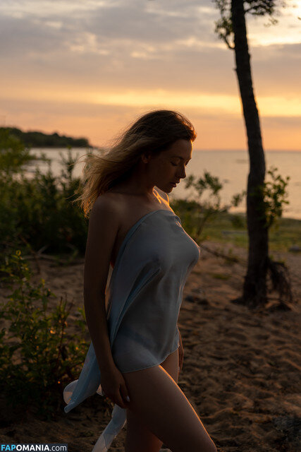 Olga Kobzar / bugs_bunny_gf Nu OnlyFans  Photo fuitée #26