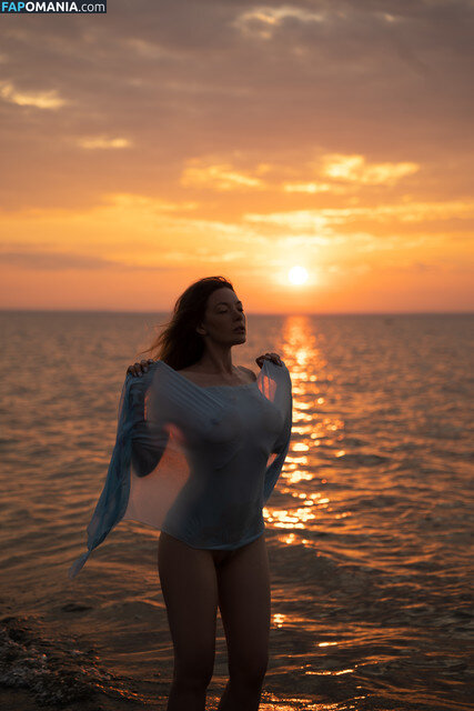 Olga Kobzar / bugs_bunny_gf Nu OnlyFans  Photo fuitée #41