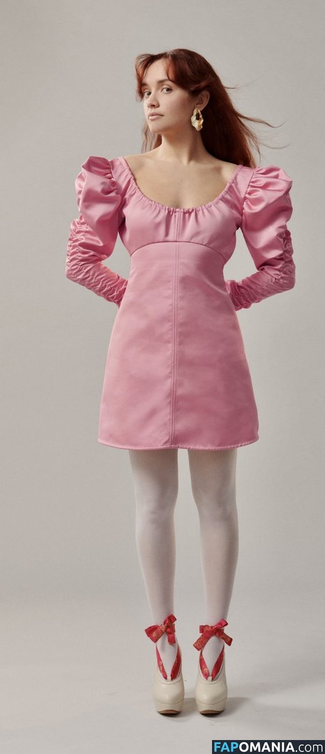 Olivia Cooke / livkatecooke Nu OnlyFans  Photo fuitée #9