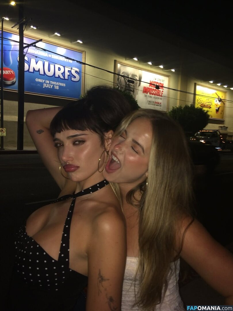 Olivia OBrien / olivialauren / oliviaobrien Nu OnlyFans  Photo fuitée #461
