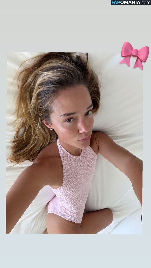 Olivia Ponton Nu OnlyFans  Photo fuitée #2