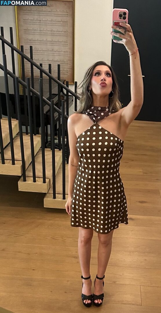 olivialopes / oliviamaebaee Nu OnlyFans  Photo fuitée #1