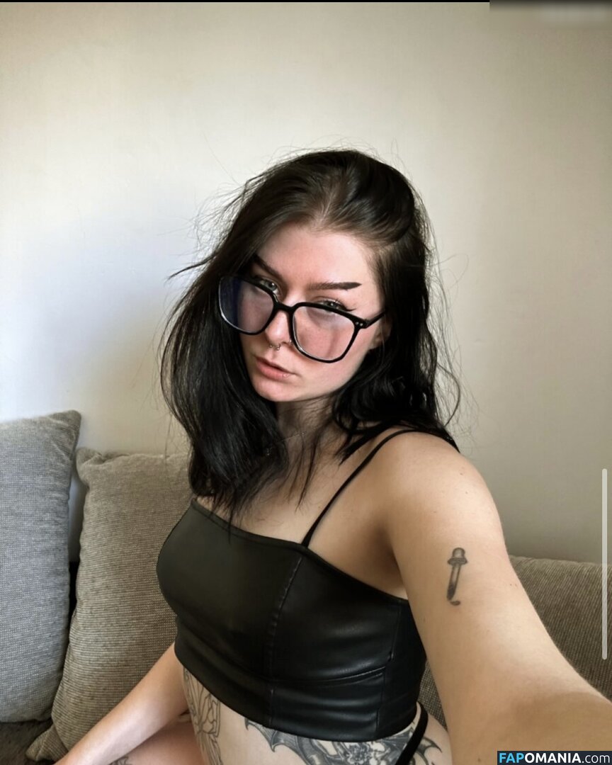 onlyellielosch Nu OnlyFans  Photo fuitée #9