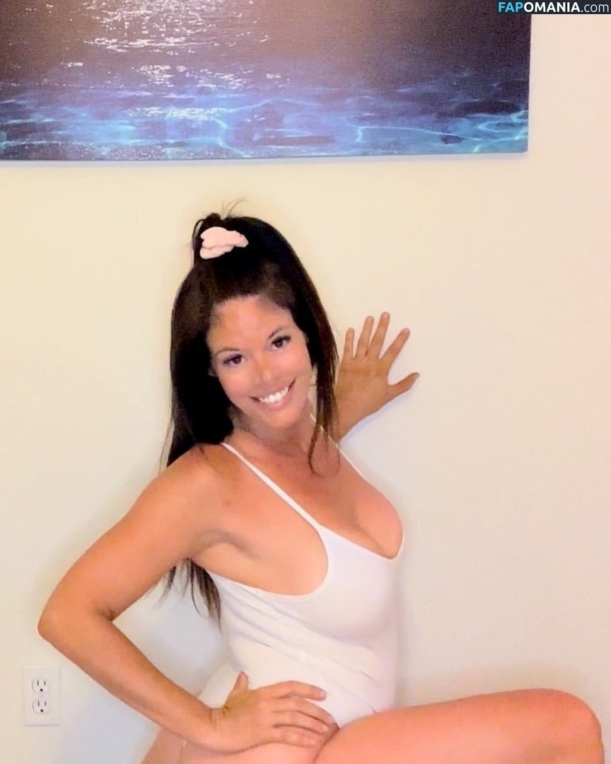 OnlyJans2023 / janscoffeeandsunshine Nu OnlyFans  Photo fuitée #23