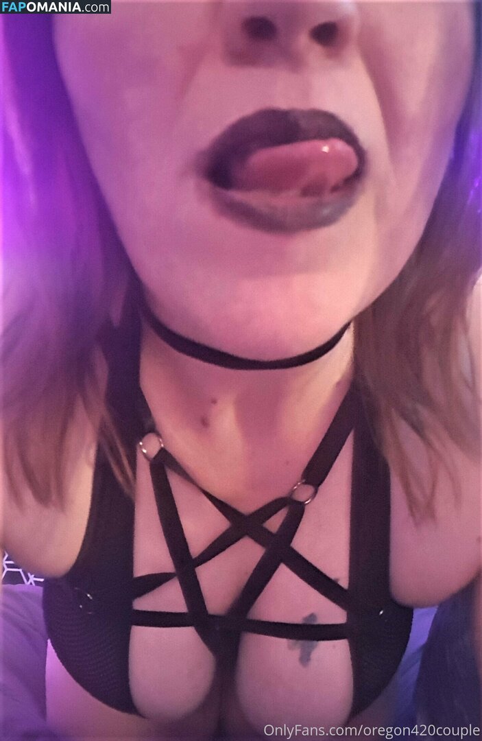 oregon420 / oregon420couple Nu OnlyFans  Photo fuitée #9