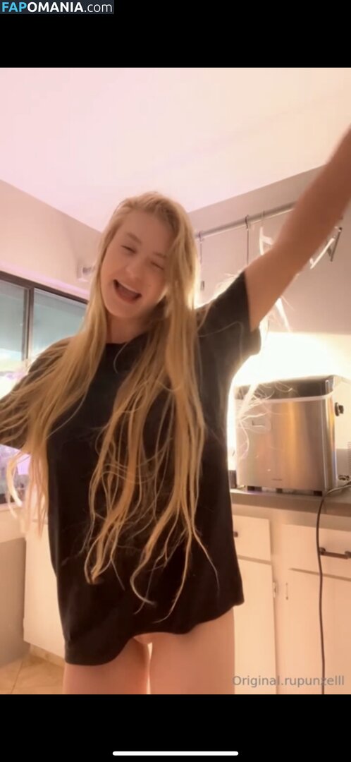 original.rupunzelll2 Nu OnlyFans  Photo fuitée #1