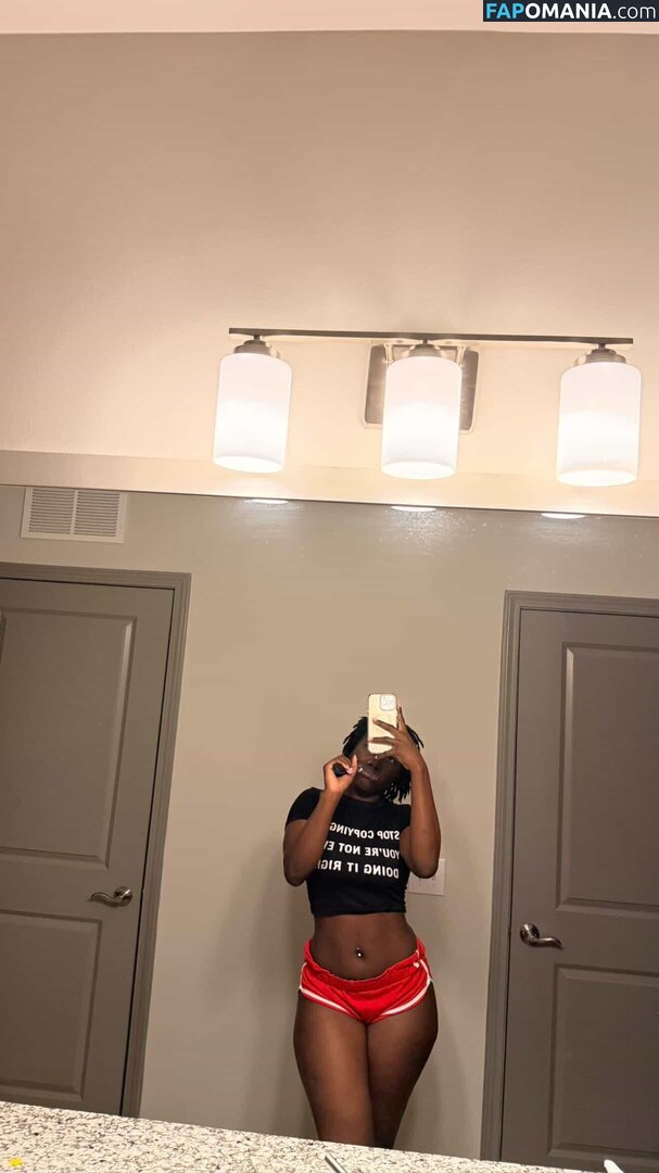 PatienceIs4Life / https: / pa.ti.en.ce_ Nu OnlyFans  Photo fuitée #1
