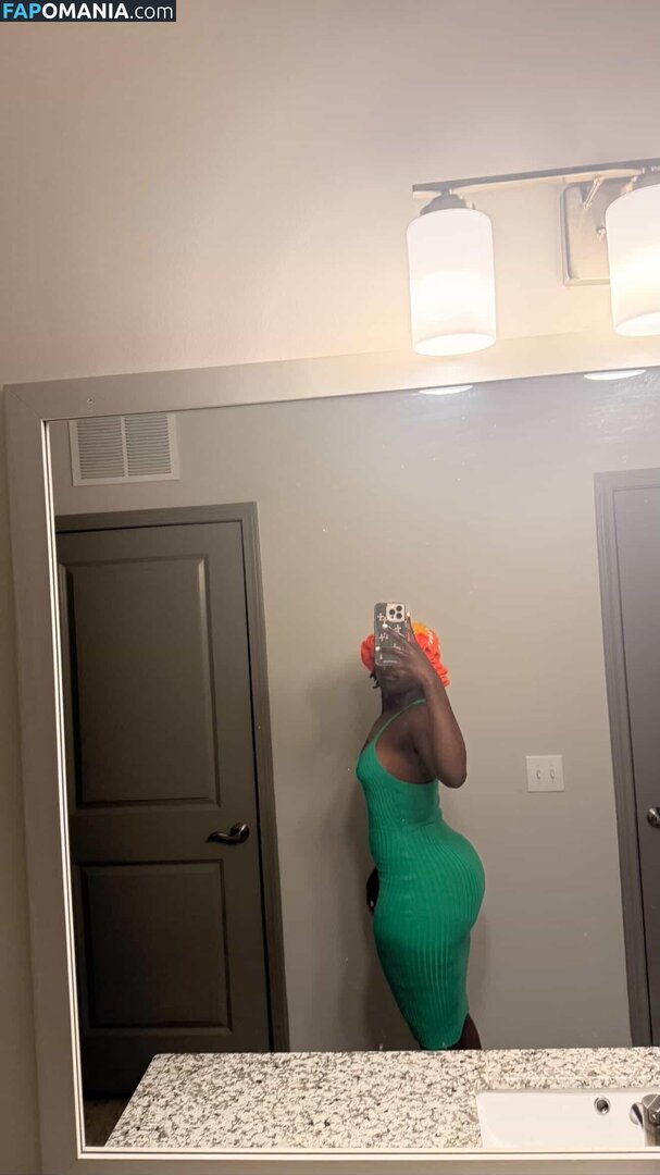 PatienceIs4Life / https: / pa.ti.en.ce_ Nu OnlyFans  Photo fuitée #4