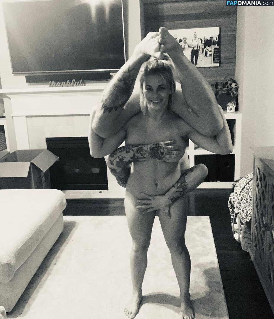 Pai VanZant Nu OnlyFans  Photo fuitée #2