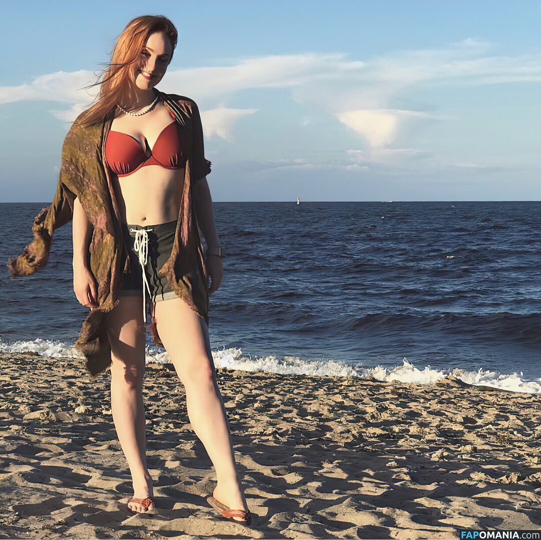 Paige Boivin / PeachSaliva / The Mustard Goblin Queen / cindyboivin Nu OnlyFans  Photo fuitée #4