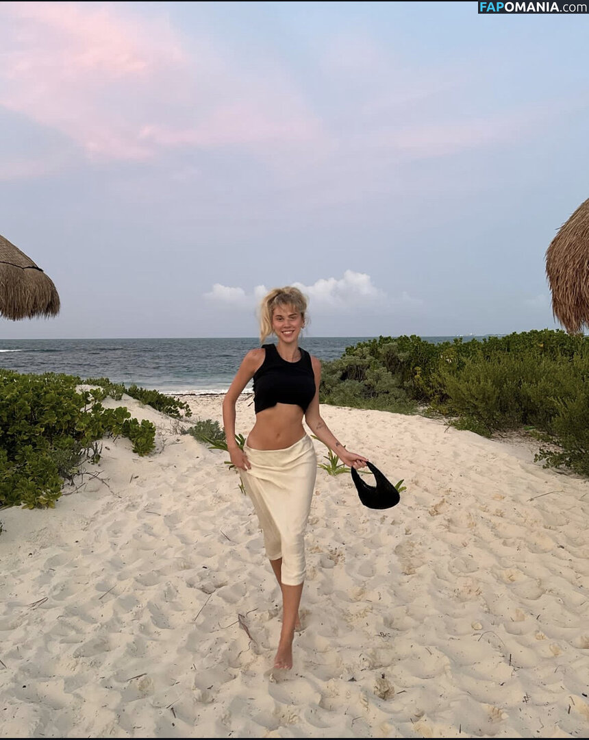 Paislee Prince  / Paislee Prince / Eden Gross / Grannygirlfriend / paisleeprince1 Nu OnlyFans  Photo fuitée #18