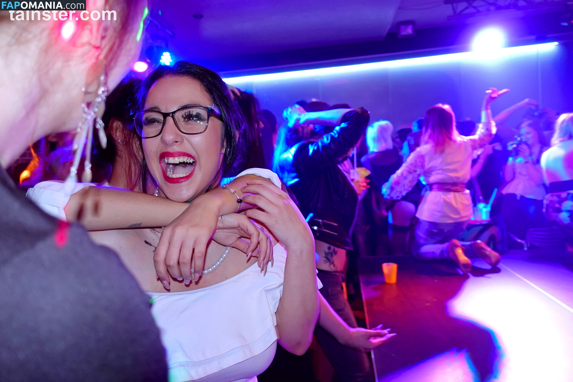 Party Hardcore Model Thread Nu OnlyFans  Photo fuitée #1