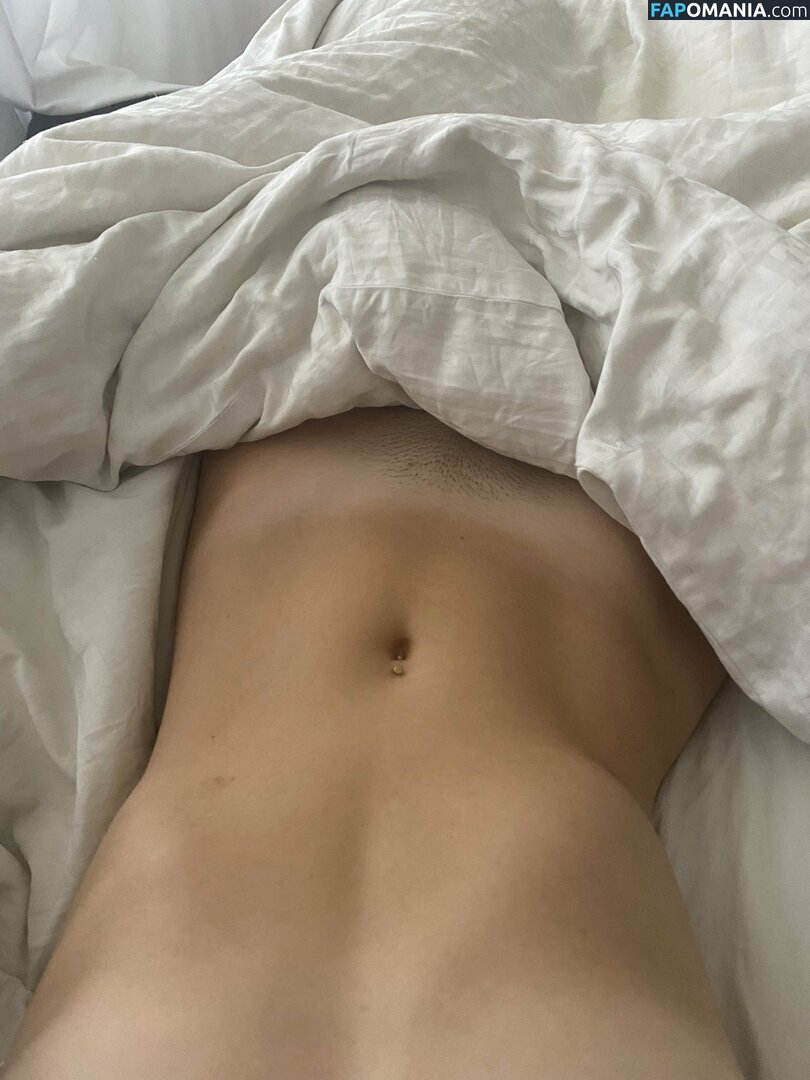 Peachyleya / Peachyleyax / https: / leya / peachyleyavip Nu OnlyFans  Photo fuitée #6