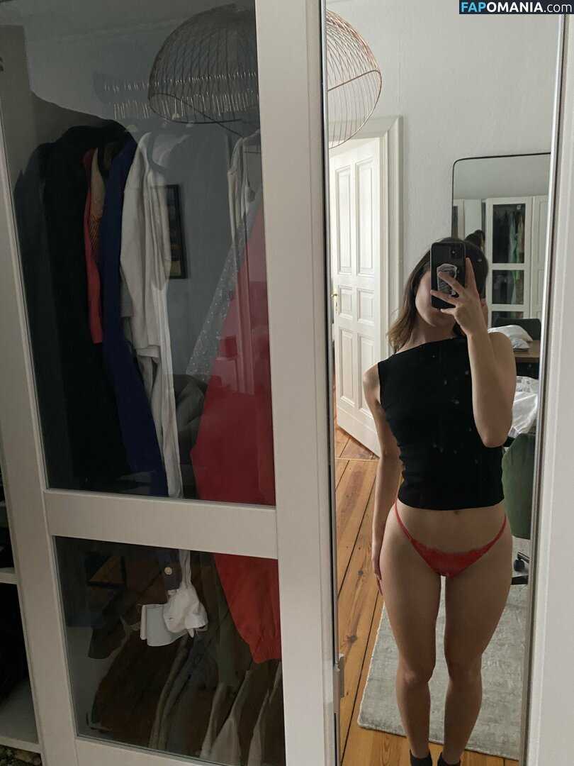 Peachyleya / Peachyleyax / https: / leya / peachyleyavip Nu OnlyFans  Photo fuitée #30