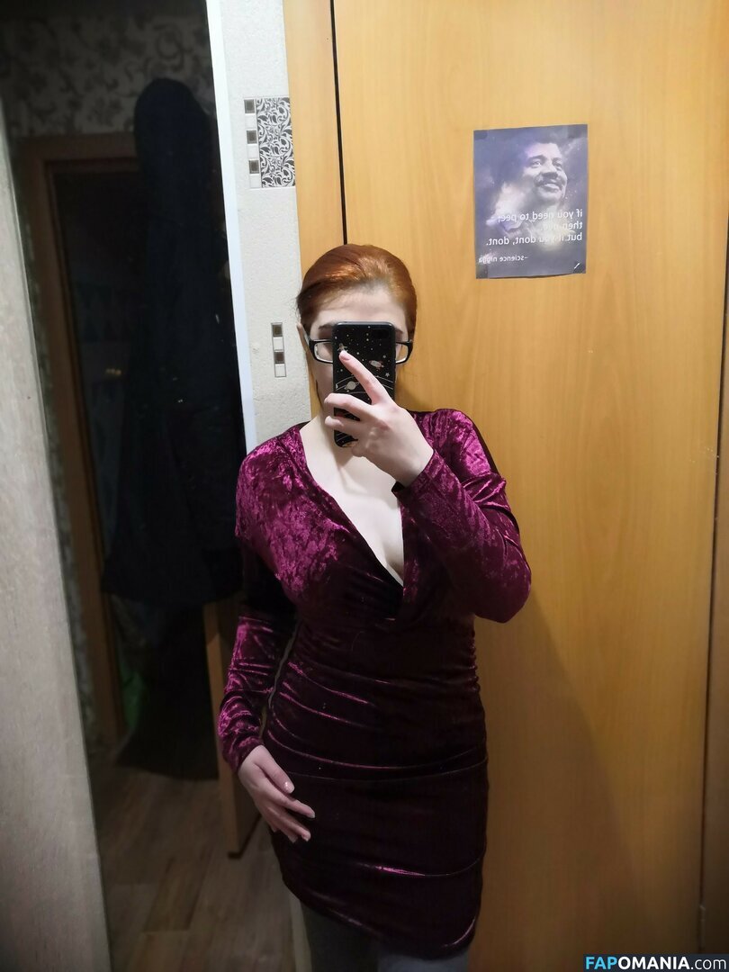 Pelmeshek_Syma / redfury_fox Nu OnlyFans  Photo fuitée #1