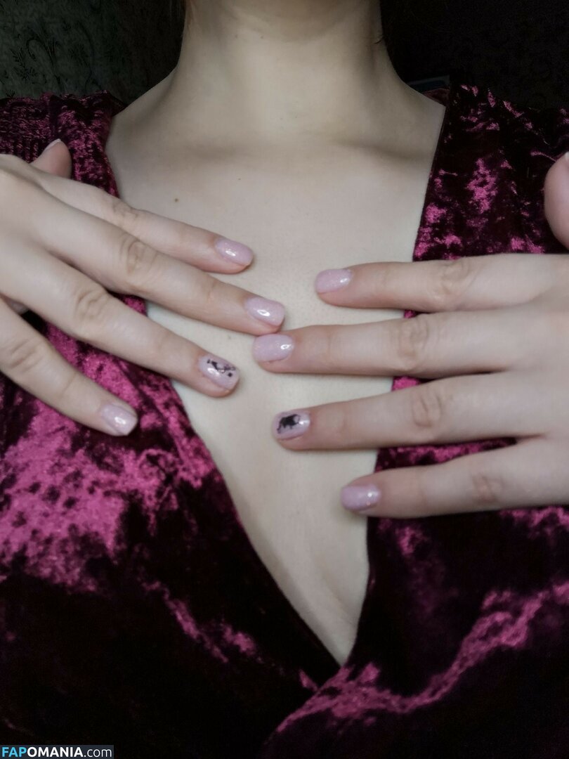Pelmeshek_Syma / redfury_fox Nu OnlyFans  Photo fuitée #2
