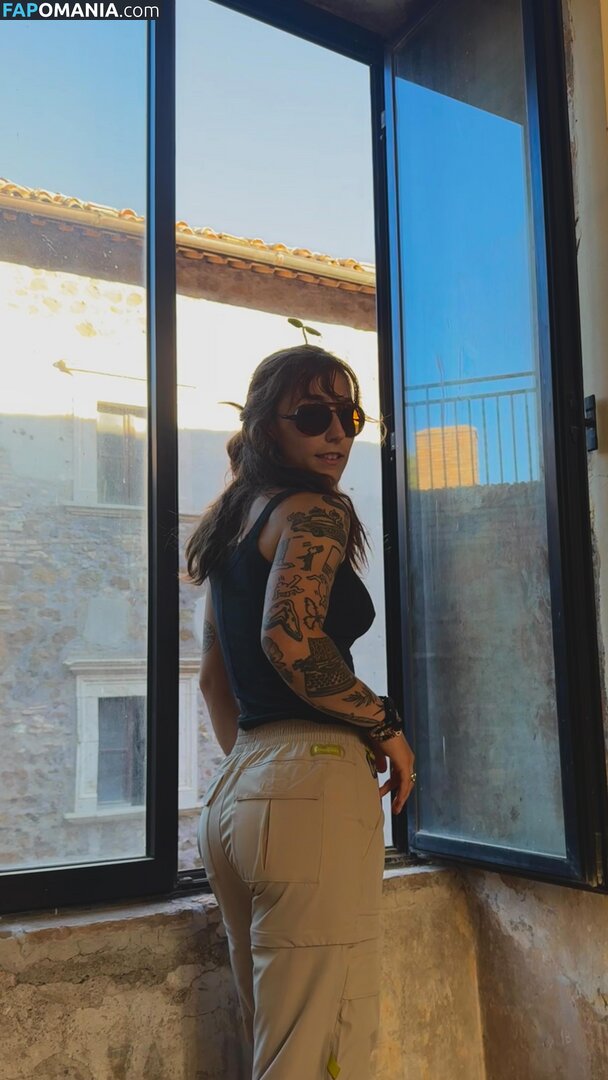 pepper.steps Nu OnlyFans  Photo fuitée #1