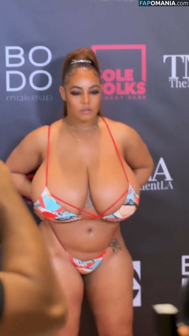 Persephanii / officialpersephanii Nu OnlyFans  Photo fuitée #4