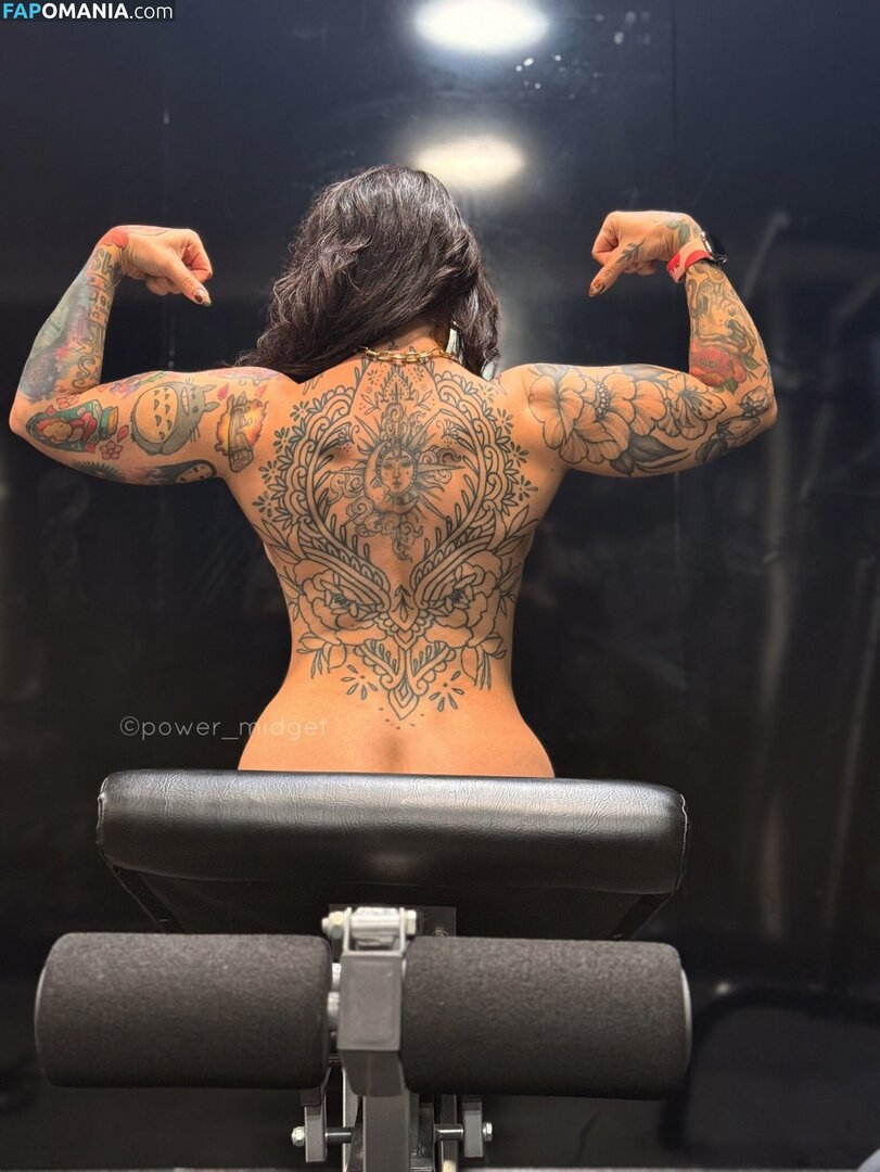 Peta Lloyd / Power_midget / petamargaretlloyd Nu OnlyFans  Photo fuitée #1