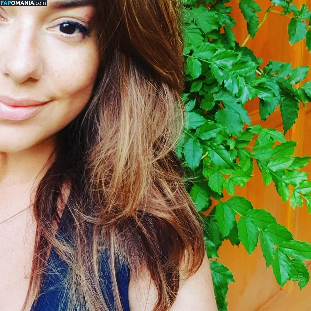 amator_csajok / f.lillaa / petratimea Nu OnlyFans  Photo fuitée #2686